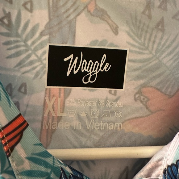 Waggle Golf Polo - Picture 3 of 3